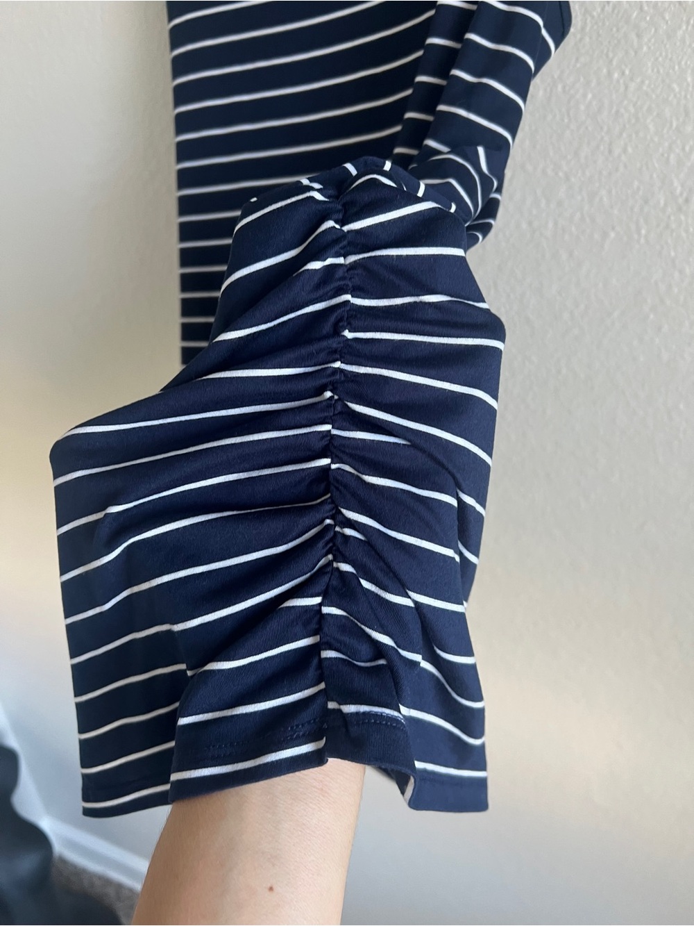 Time and Tru Super Soft Navy & White Striped Maternity Tank Top Lg - Picture 2 of 4